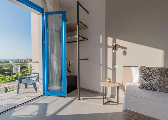 Da Francesca 3* קסטלוצו