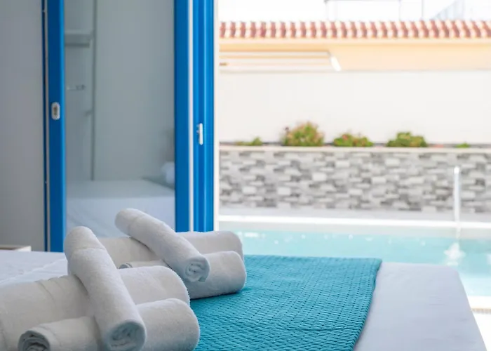 לינה וארוחת בוקר Da Francesca קסטלוצו